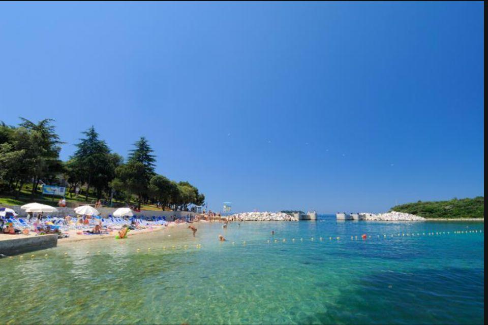 Guesthouse Galeb เวอร์ซาร์ ภายนอก รูปภาพ
