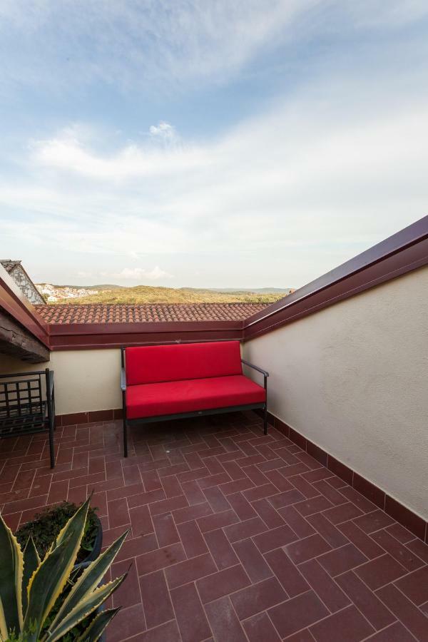 Guesthouse Galeb เวอร์ซาร์ ภายนอก รูปภาพ