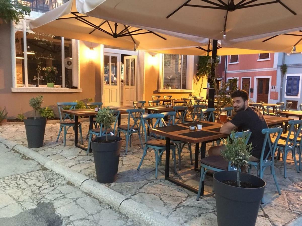 Guesthouse Galeb เวอร์ซาร์ ภายนอก รูปภาพ